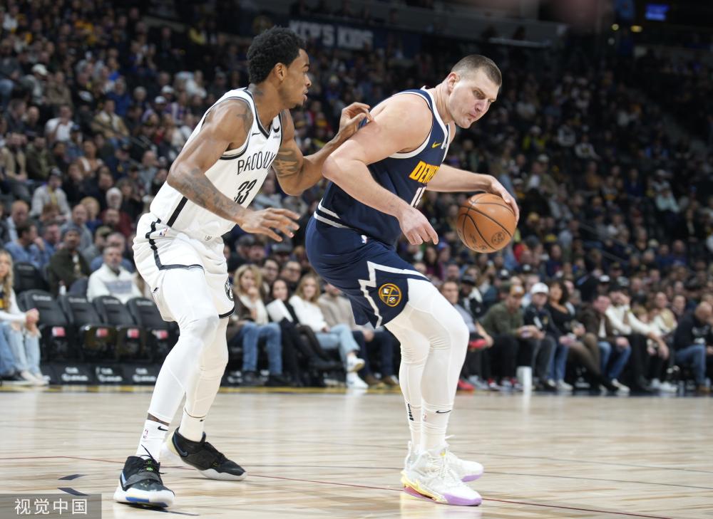 的巨头之一 的巨头之一