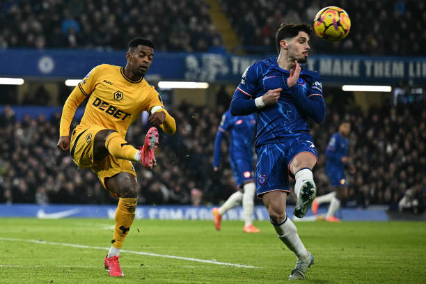 疑引起了球 疑引起了球